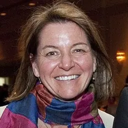 Portrait of Martha Hall Findlay