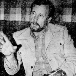 Portrait of Derek McKendry