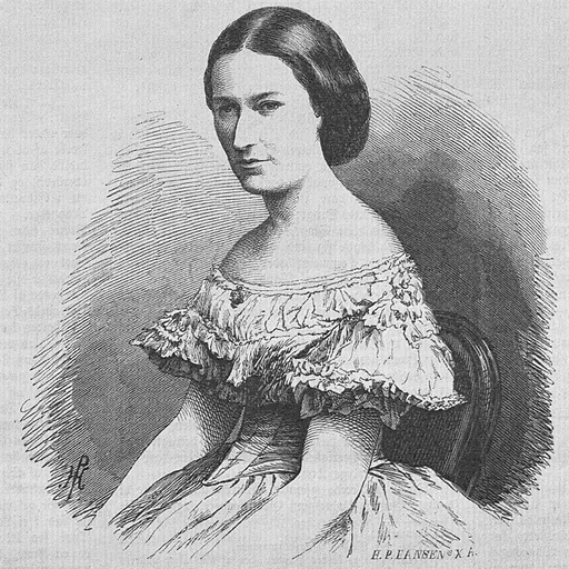 Portrait of Laura Gundersen