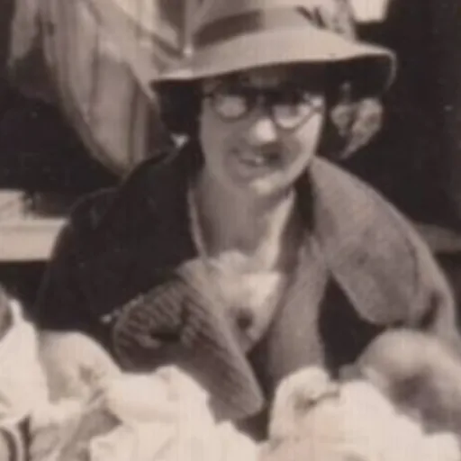 Portrait of Freda Evelyn Gibson