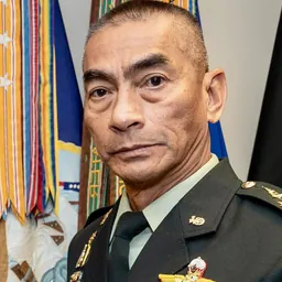 Portrait of Chalermpol Srisawat