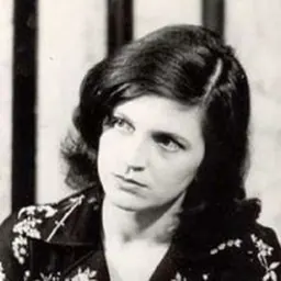 Portrait of Mirela Roznoveanu