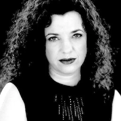 Portrait of Gloria Brame