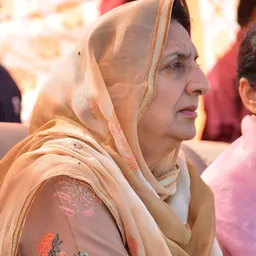 Portrait of Rajinder Kaur Bhattal