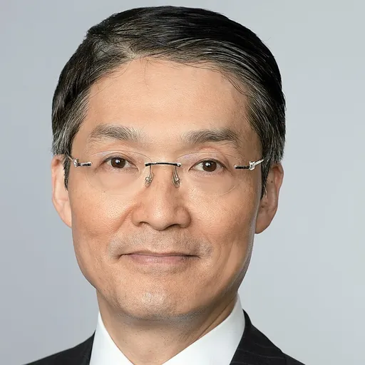Portrait of Chi-Won Yoon
