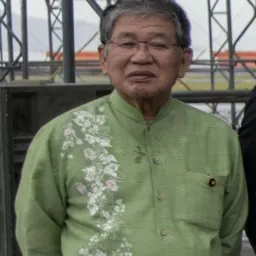 Portrait of Seiken Akamine