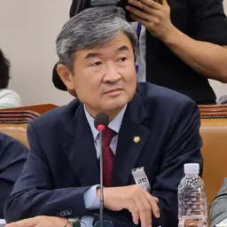 Portrait of Cho Tae-yong