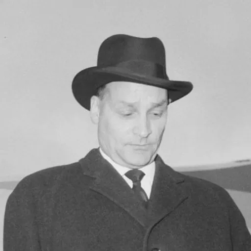 Portrait of Erik Himle