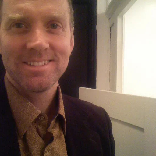Portrait of Alex Marshall