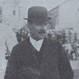 Portrait of Miles Barron