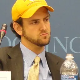 Portrait of Seth Andrew