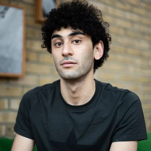 Portrait of Mark Farid