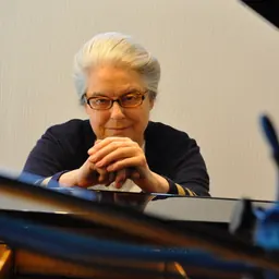 Portrait of Diane Andersen