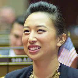 Portrait of Yuh-Line Niou