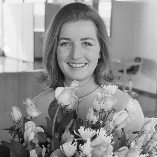 Portrait of Suzanne McClelland