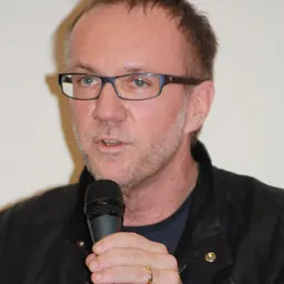 Portrait of Daniel Glattauer
