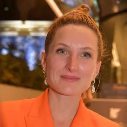 Portrait of Julia Piaton