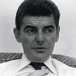 Portrait of Richard Benjamin