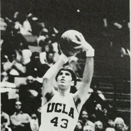 Portrait of Greg Lee