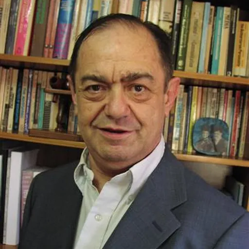 Portrait of Dan Caspi