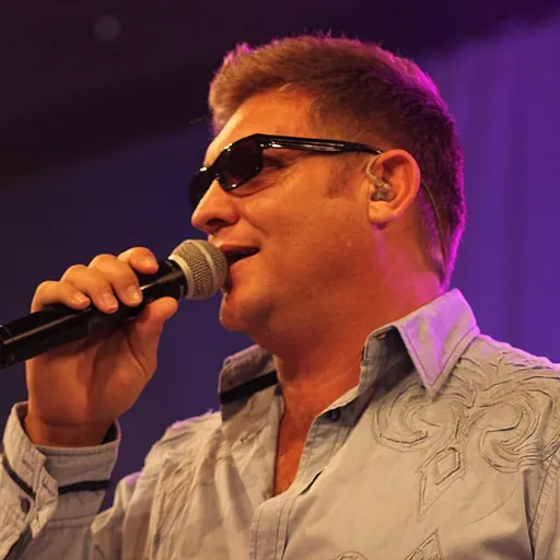 Portrait of Kurt Darren