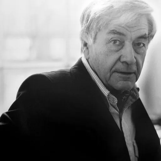 Portrait of Robert Kee
