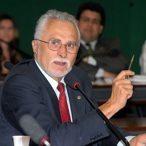 Portrait of José Genoíno