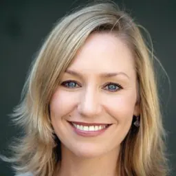 Portrait of Larissa Waters