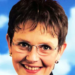 Portrait of Claudia Crawford