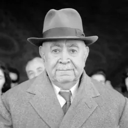 Portrait of Mahmoud Jam