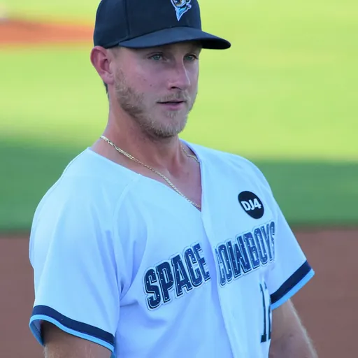 Portrait of Rylan Bannon