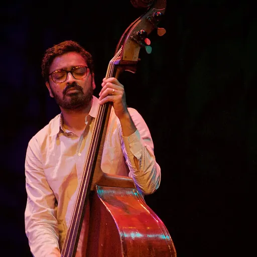 Portrait of Harish Raghavan