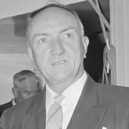 Portrait of Ben Waters