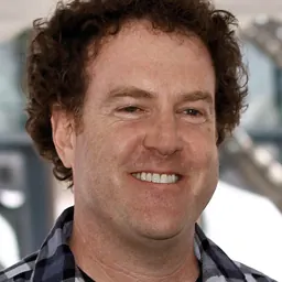 Portrait of Steve Sheinkin