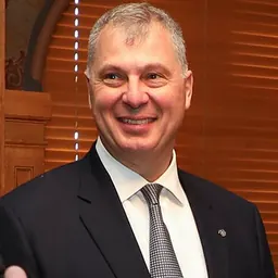 Portrait of Randy Ambrosie