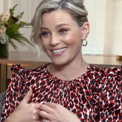 Portrait of Elizabeth Banks