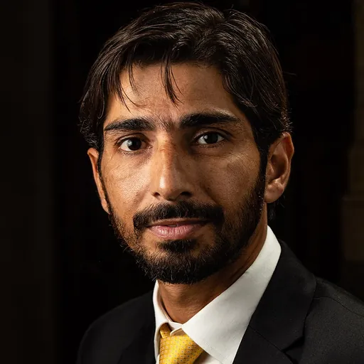 Portrait of Adnaan Abidi