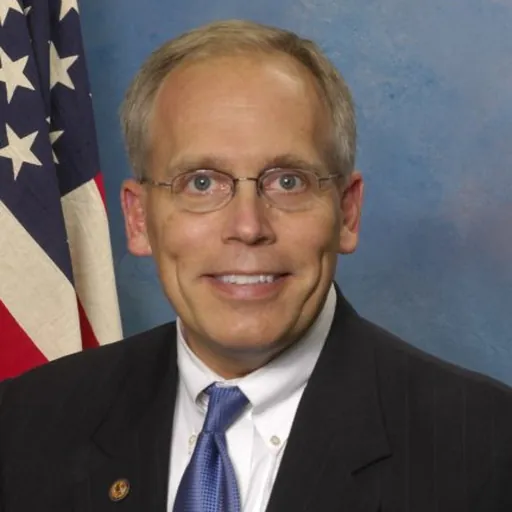 Portrait of Dave Syverson