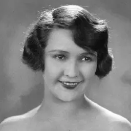 Portrait of Dina Gralla