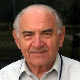 Portrait of Isaac Bersuker