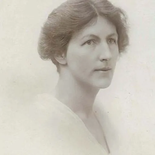 Portrait of Shena Simon
