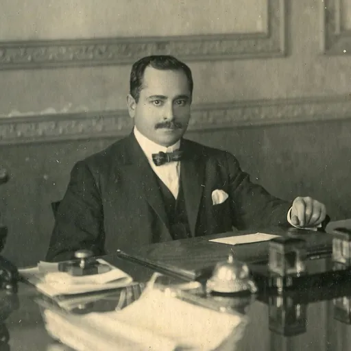 Portrait of Luis Alberto Riart