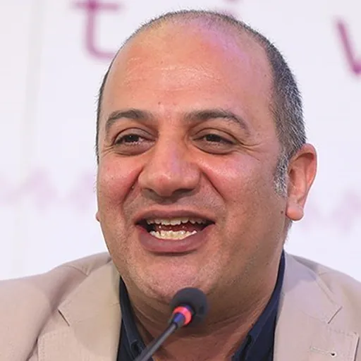 Portrait of Behnam Behzadi
