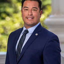 Portrait of Carlos Villapudua
