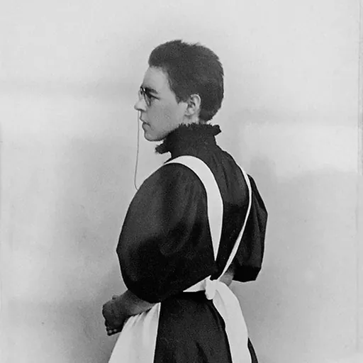 Portrait of Lina Jonn