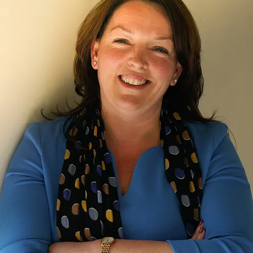 Portrait of Tina McKenzie