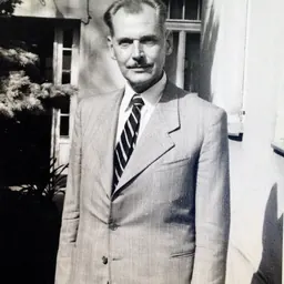 Portrait of Richard Henke