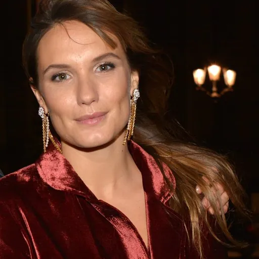 Portrait of Ana Girardot