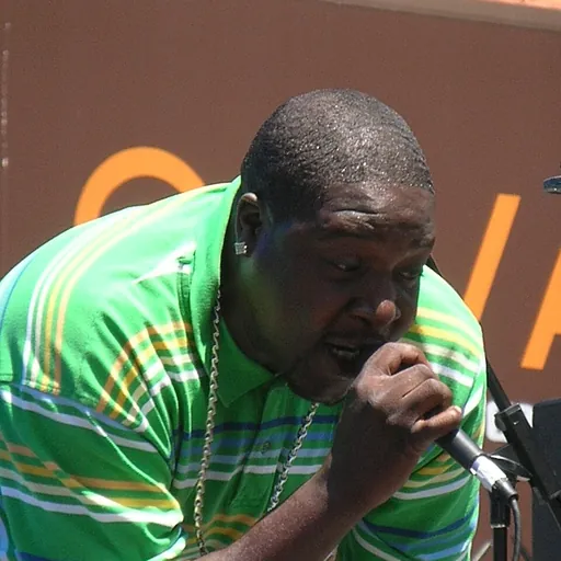 Portrait of Ray Luv