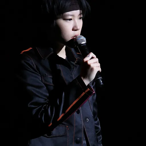 Portrait of Leah Dou